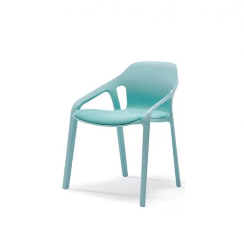 POLYPROPYLENE CHAIR