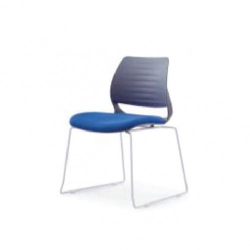 POLYPROPYLENE CHAIR